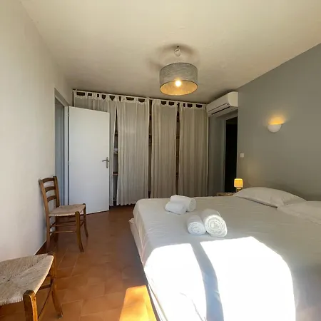 Corse Sea View 180 Ac 4 Bedeooms Sleeps 10 Serra-di-Ferro (Corsica)
